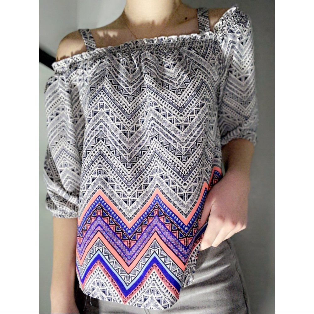 Cora and royal blue off the shoulder too long sleeve. In great condition